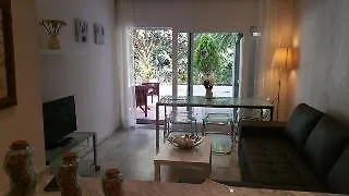 Jardines Del Mar * מארבלה